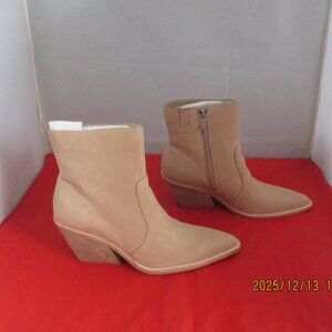 Dolce Vita Women's Pointed Toe Leather Boots $140 - US Size 8 1/2 - Tan - 1417